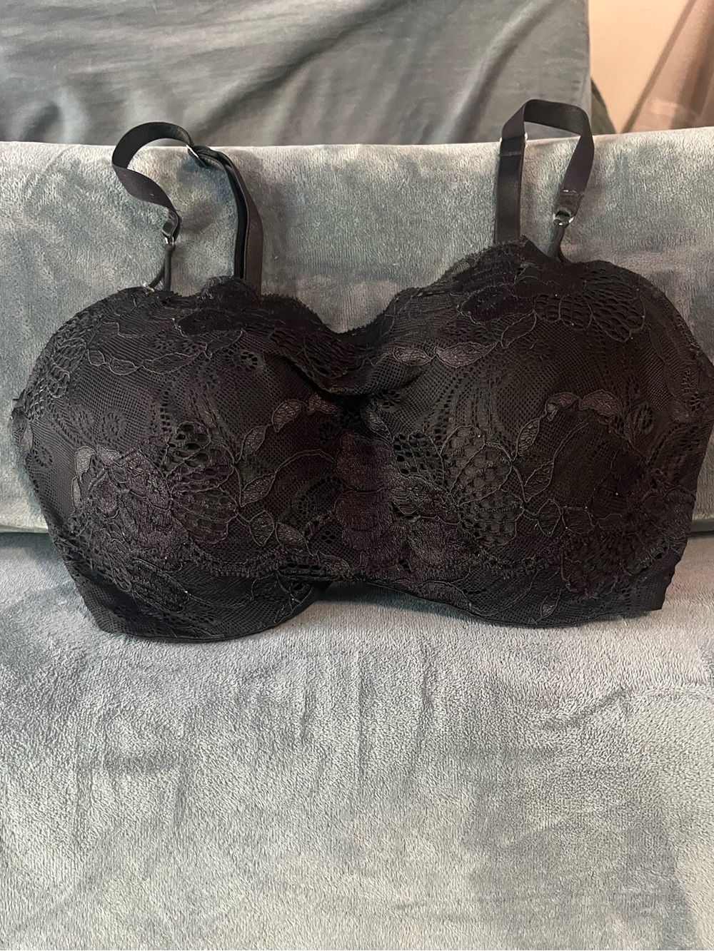 Natori Lace Overlay Cleavage-Covering Cami Bandeau Bra